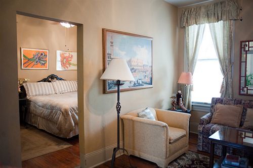 Arbor House Suites Bed And Breakfast San Antonio Exterior photo
