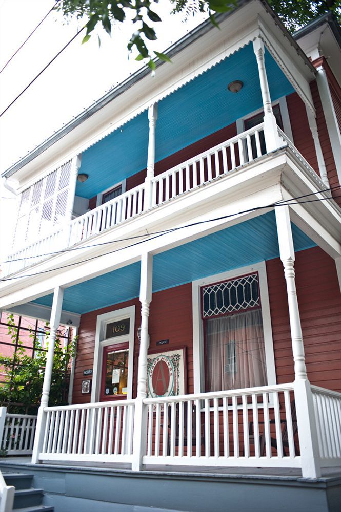 Arbor House Suites Bed And Breakfast San Antonio Exterior photo