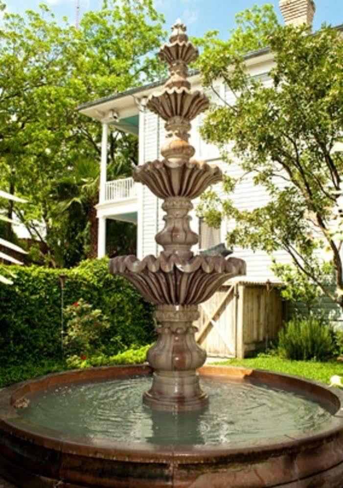 Arbor House Suites Bed And Breakfast San Antonio Exterior photo